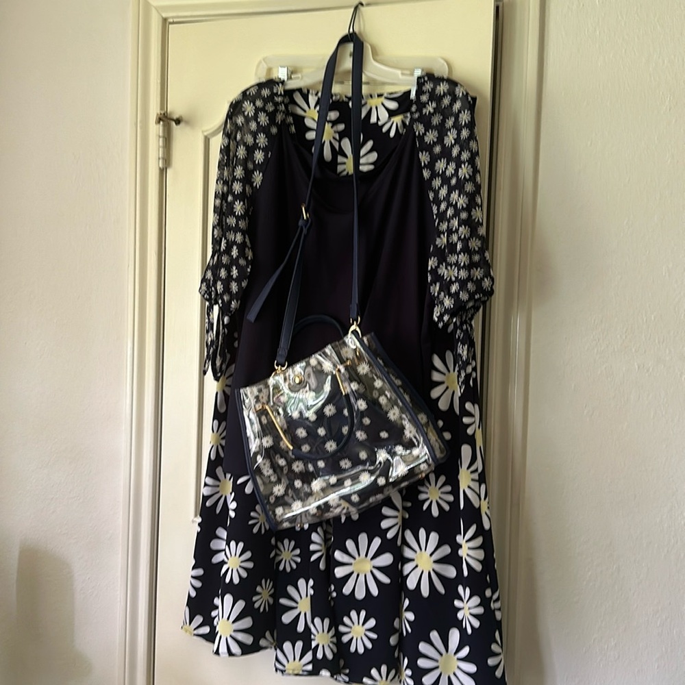 Wide leg Palazzo pant and match top and purse size xlp pants ,top xlp